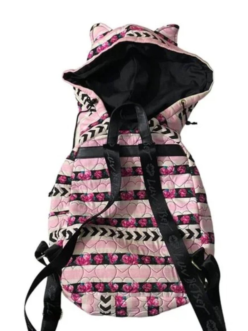 Betsey Johnson | Cotton Quilted All Over Hearts Pink Floral Backpack